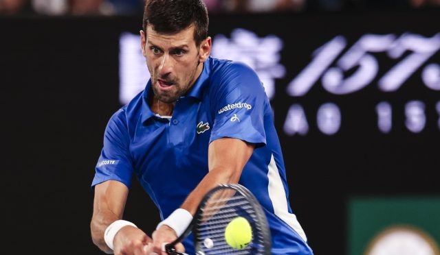 Djokovic zorlansa da 3.turda!