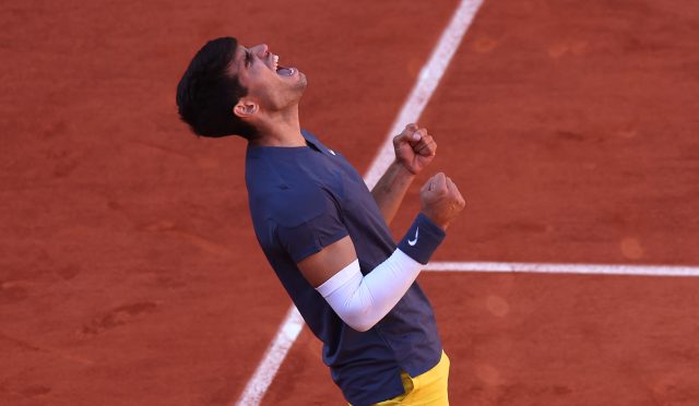 Alcaraz, Roland Garros’ta siftah yaptı!